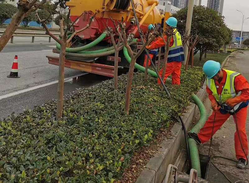 新晃市政管道清淤